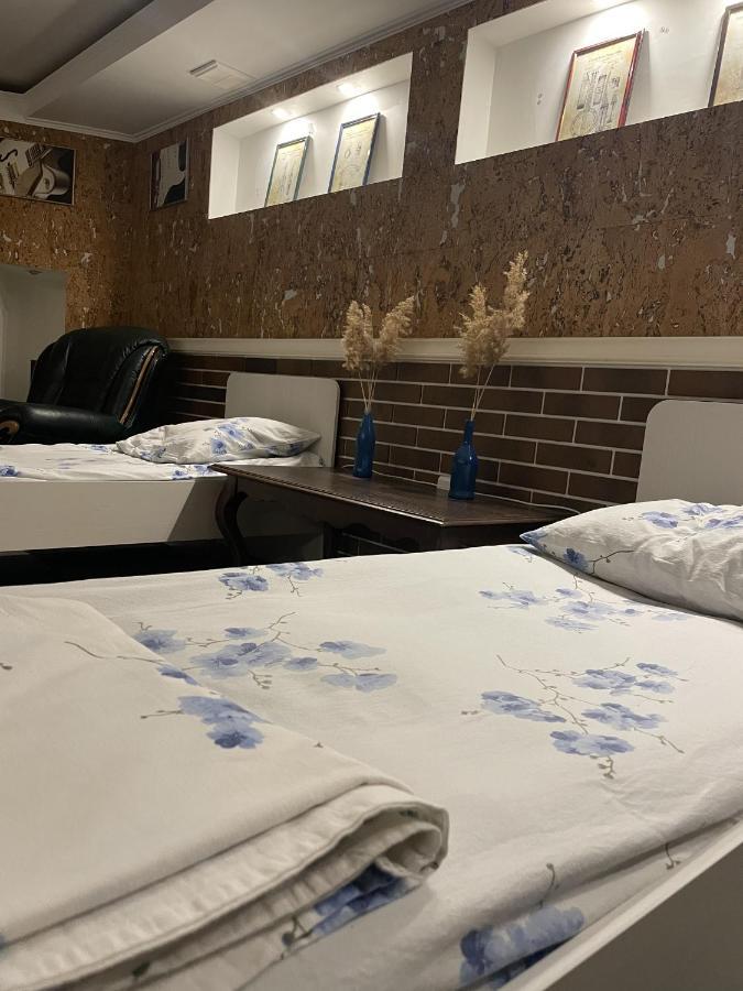 Mang'O Hostel Актау Екстериор снимка