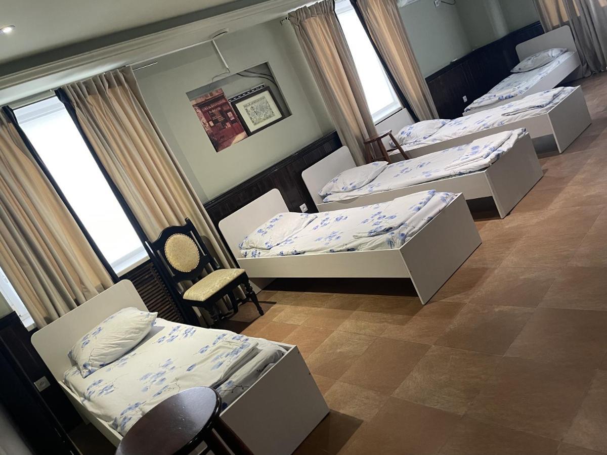 Mang'O Hostel Актау Екстериор снимка