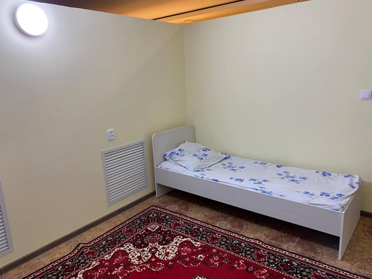 Mang'O Hostel Актау Екстериор снимка