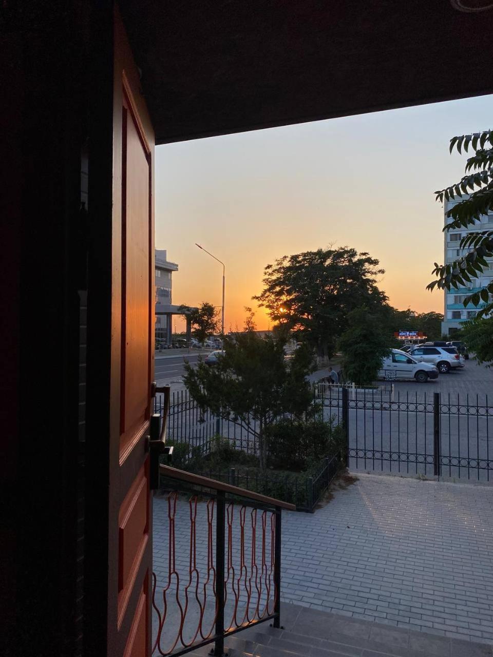 Mang'O Hostel Актау Екстериор снимка