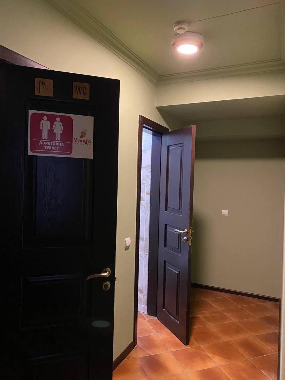 Mang'O Hostel Актау Екстериор снимка